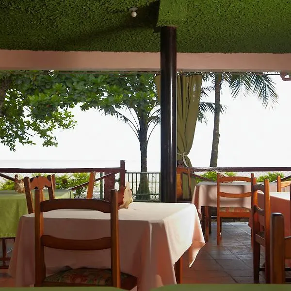 **  Le Grand Almandier Guest House Grande Riviere Тринидад и Тобаго